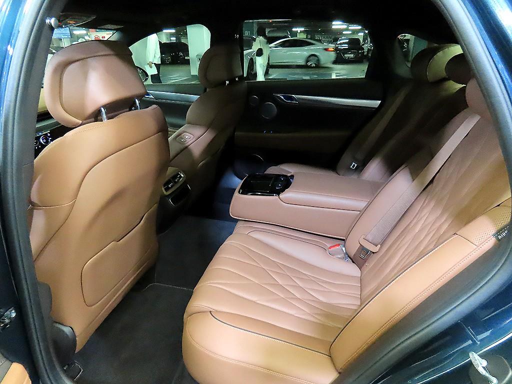 Genesis G80 - Vista 7