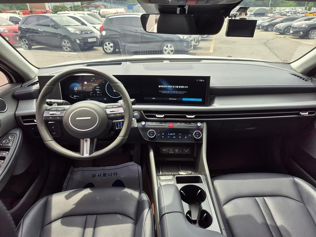 HYUNDAI Sonata - Vista 9