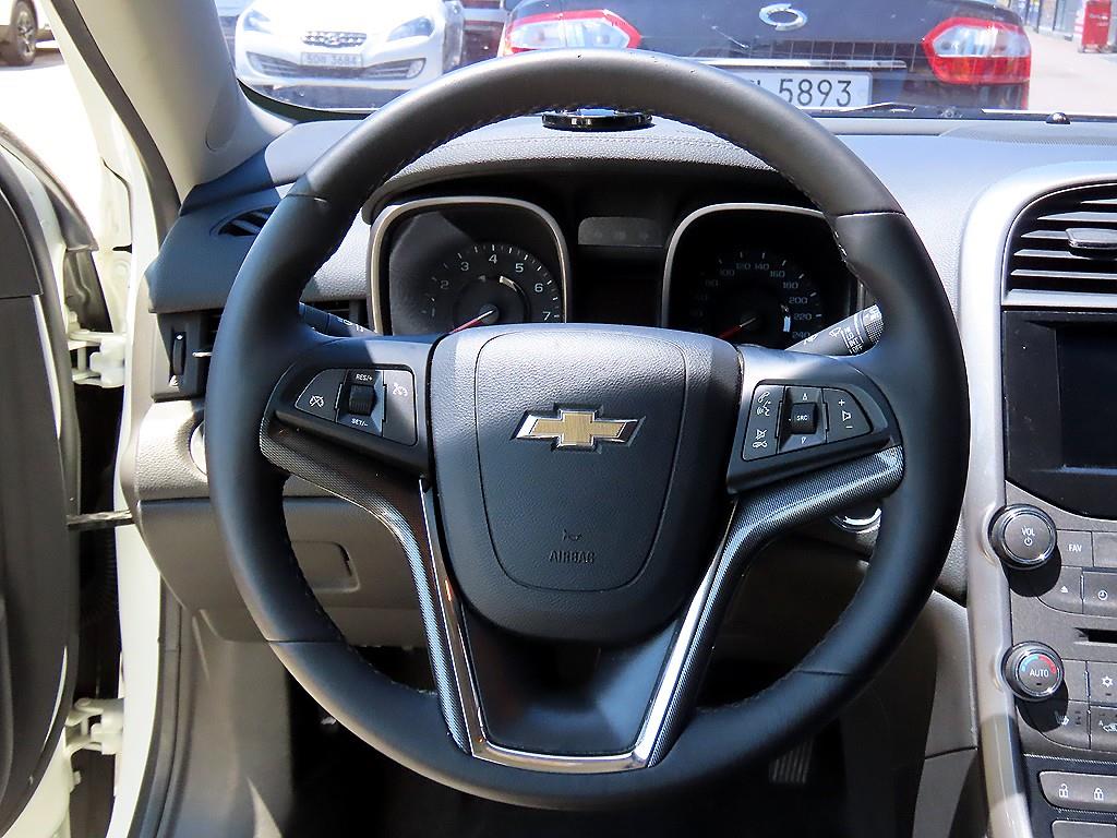 Chevrolet Malibu - Vista 7