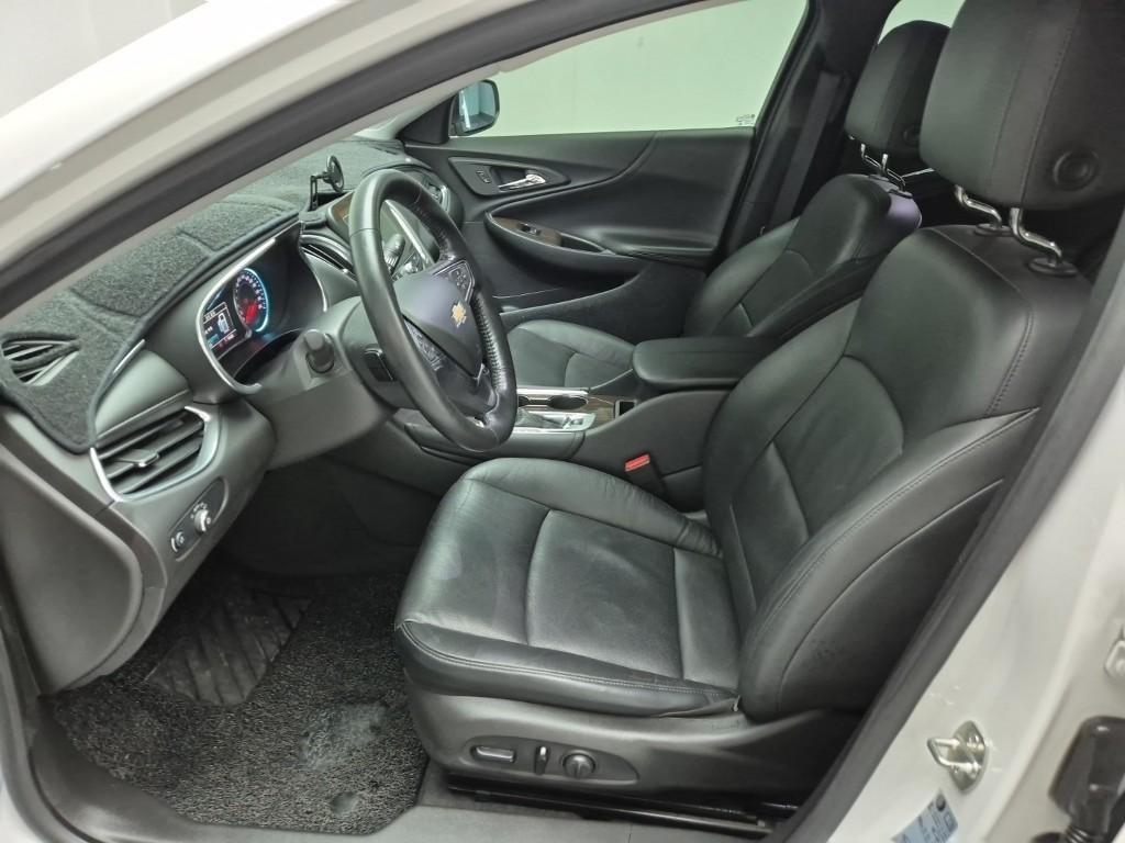 Chevrolet Malibu 2017 Blanco - Importación desde Corea - HF Imports Iquique - Foto 13