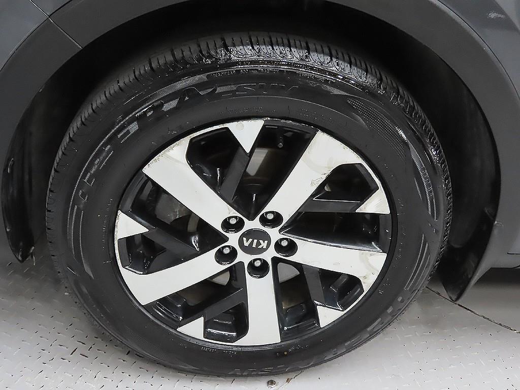KIA Sorento - Vista 9
