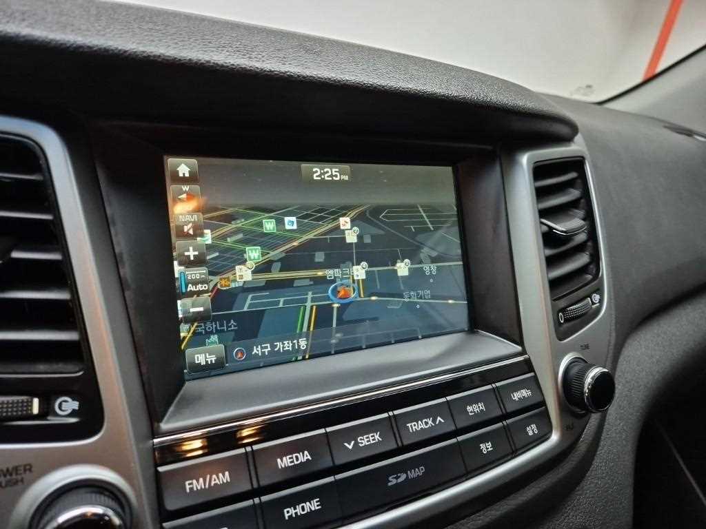 HYUNDAI Tucson 2016 Blanco - Importación desde Corea - HF Imports Iquique - Foto 13