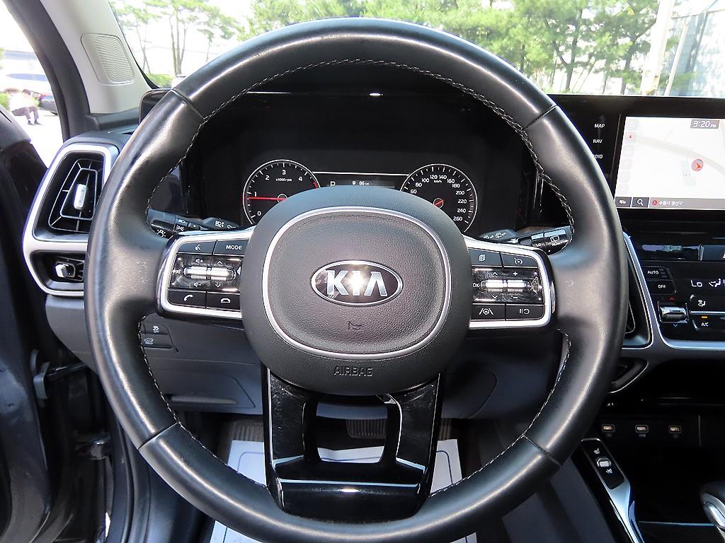 KIA Sorento - Vista 8