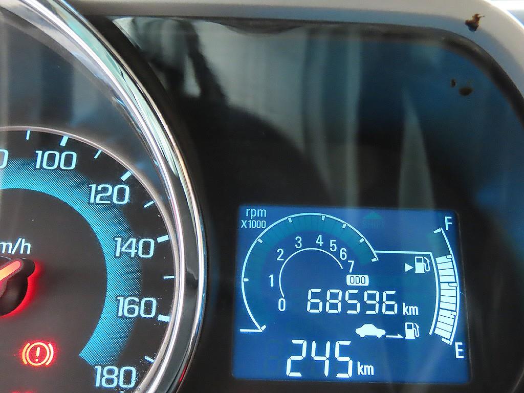 Chevrolet Spark - Vista 11
