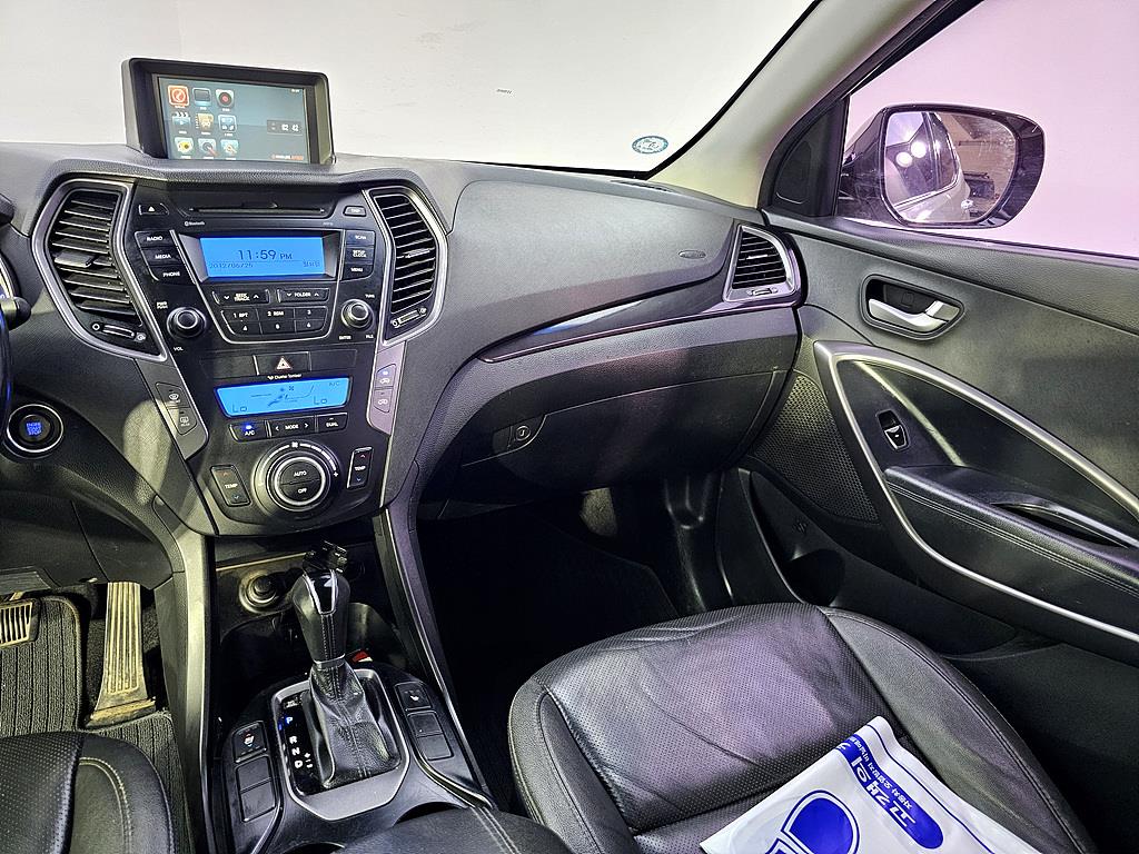 HYUNDAI Santa Fe - Vista 10