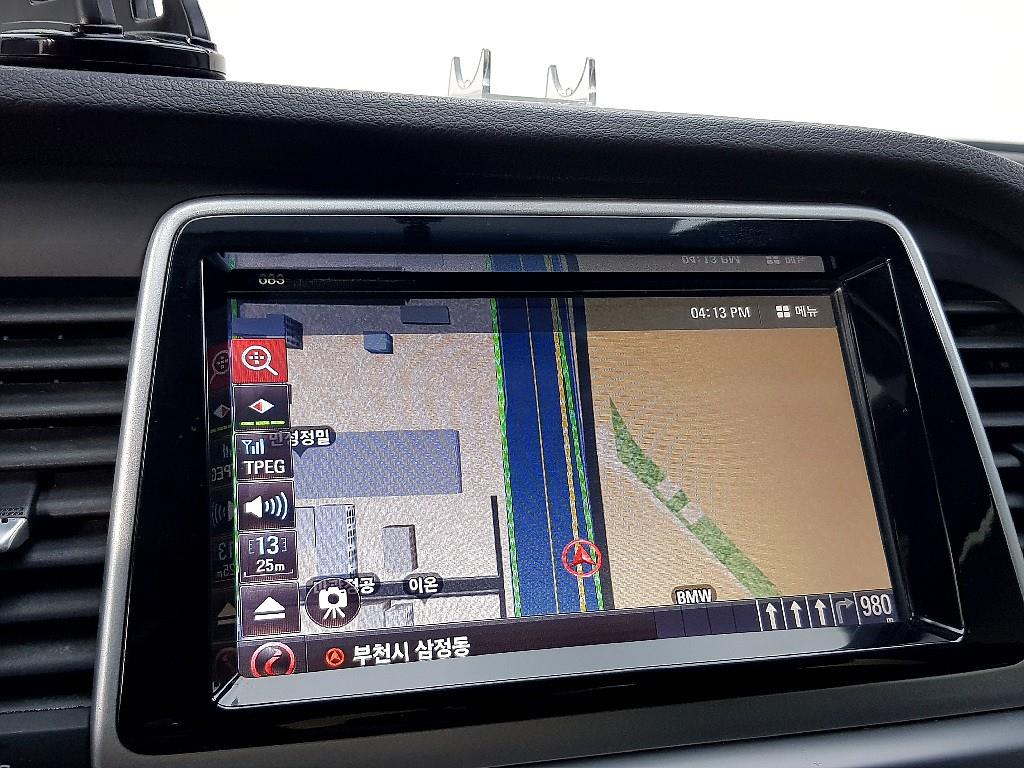 HYUNDAI Sonata - Vista 12