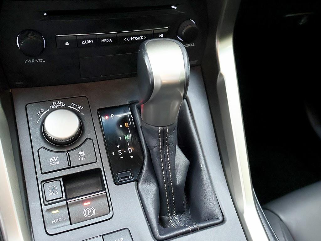 Lexus NX 2017 Gris - Importación desde Corea - HF Imports Iquique - Foto 10