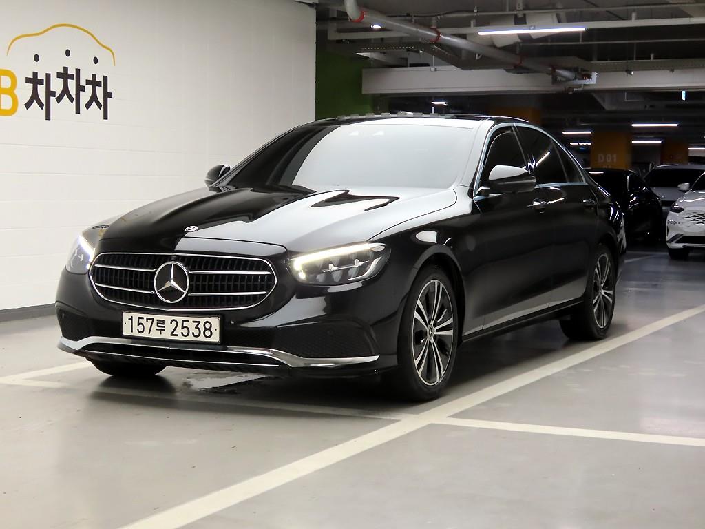 Mercedes Benz E class - Vista 2
