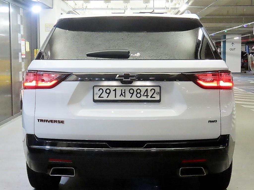 Chevrolet Travers - Vista 5