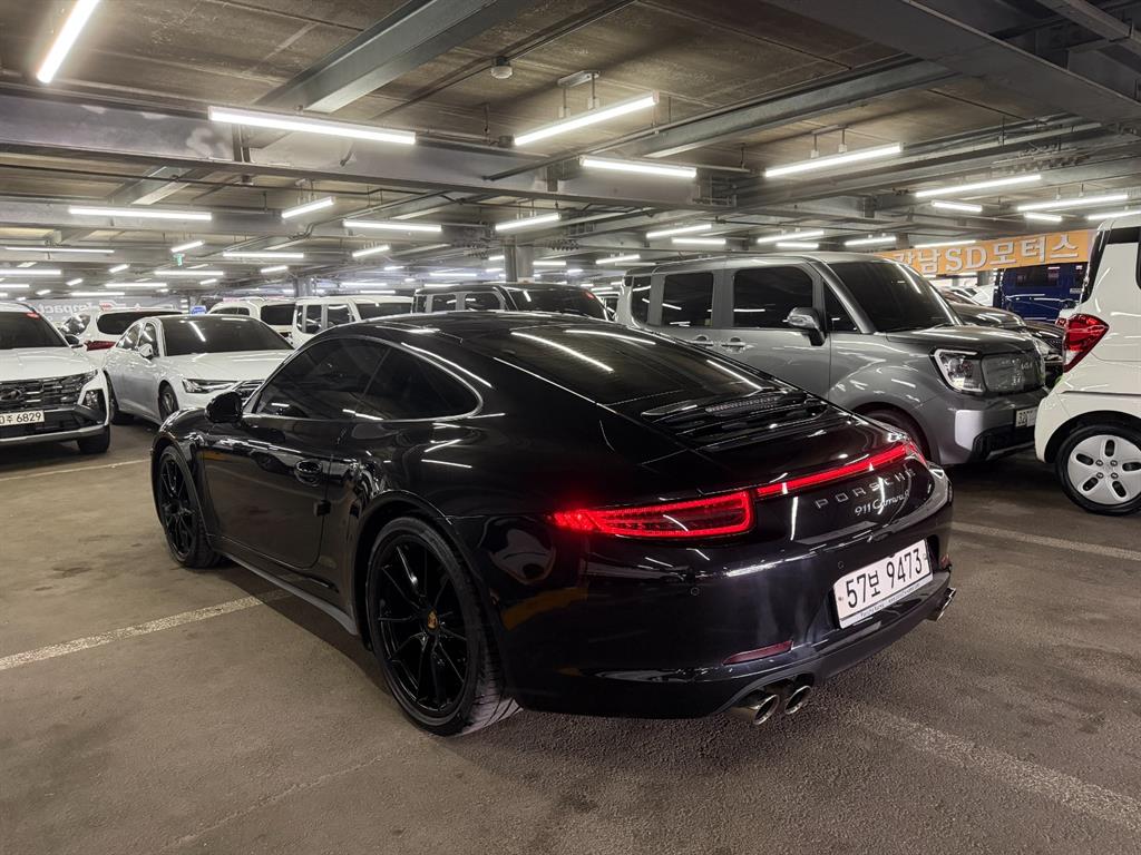 Porsche 911 - Vista 4