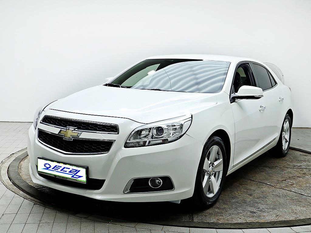 Chevrolet Malibu - Vista 3