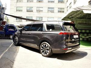 KIA Carnival - Vista 8