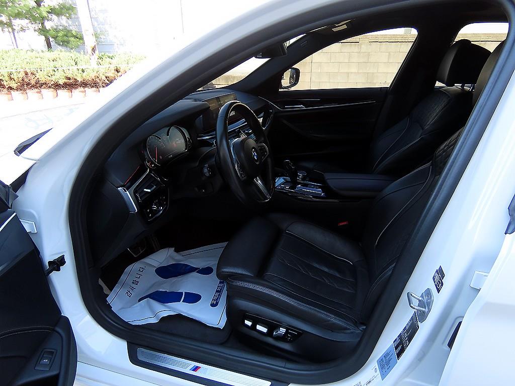 BMW 5 Series - Vista 5
