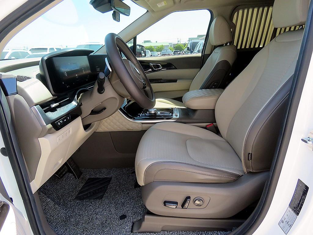 KIA Carnival - Vista 7
