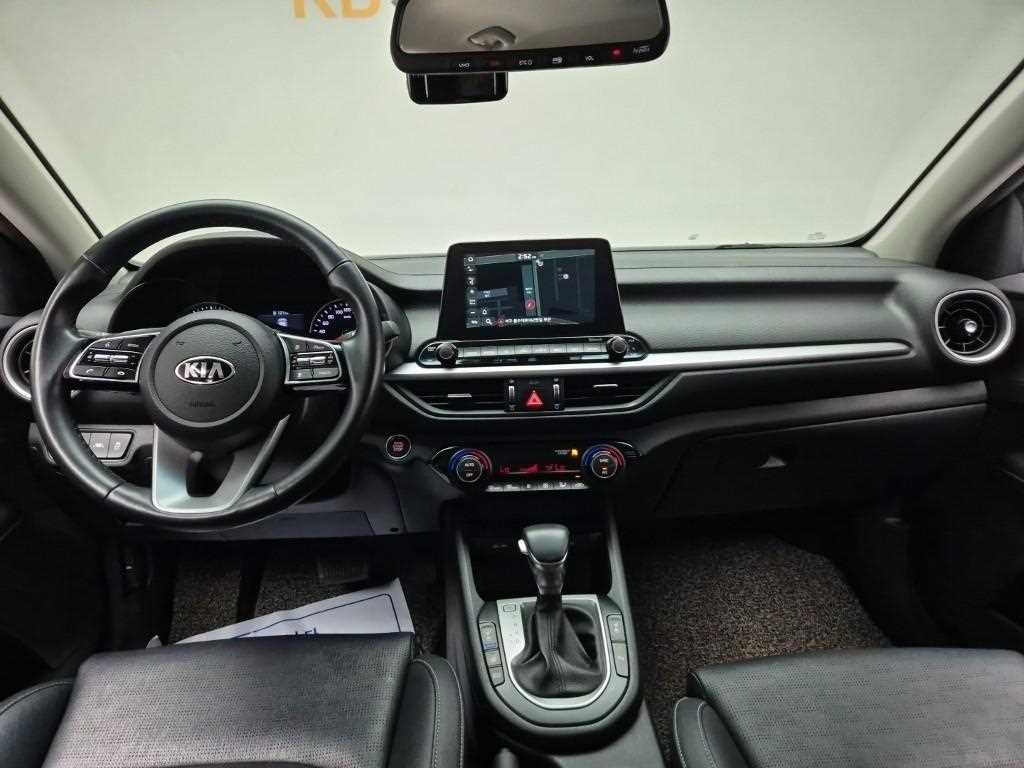 KIA K3 - Vista 7