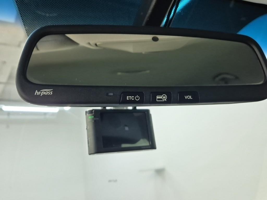 HYUNDAI Santa Fe 2018 Gris - Importación desde Corea - HF Imports Iquique - Foto 15