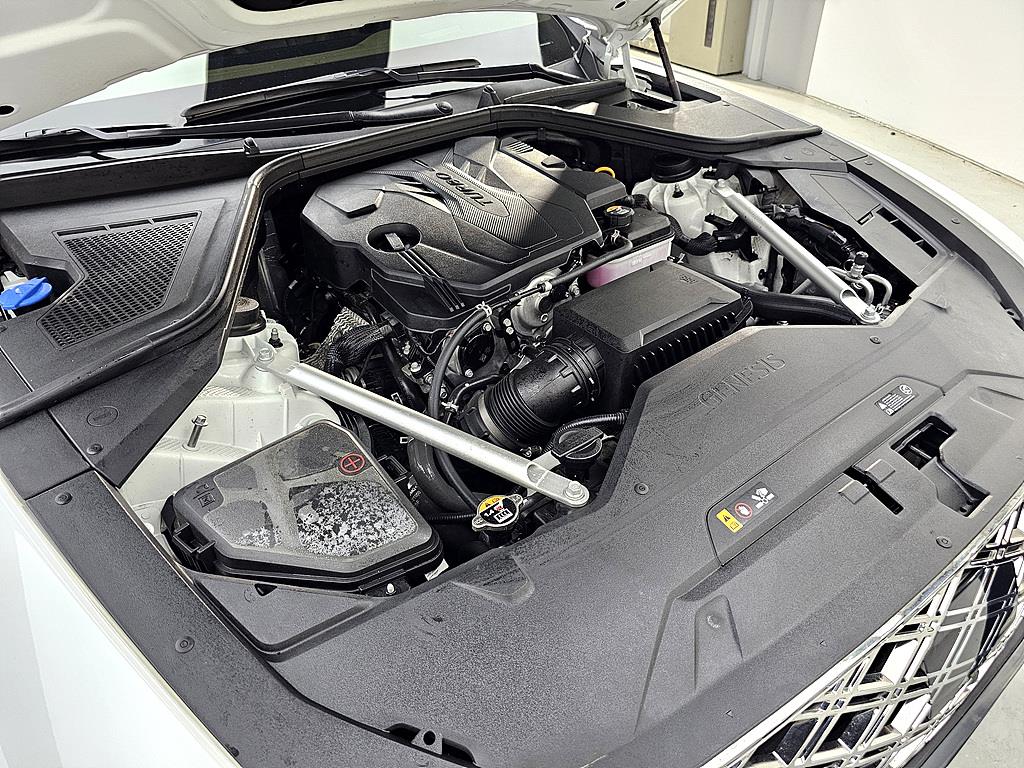 Genesis G80 - Vista 6