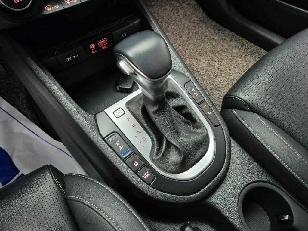 KIA K3 - Vista 8
