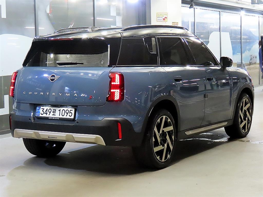 Mini Countryman - Vista 4