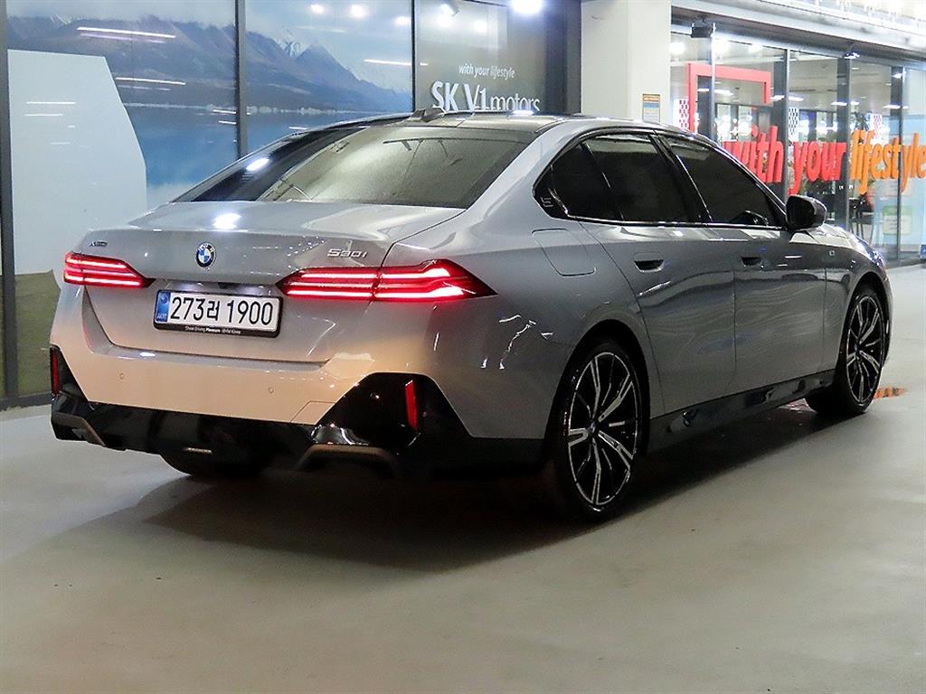 BMW 5 Series - Vista 4