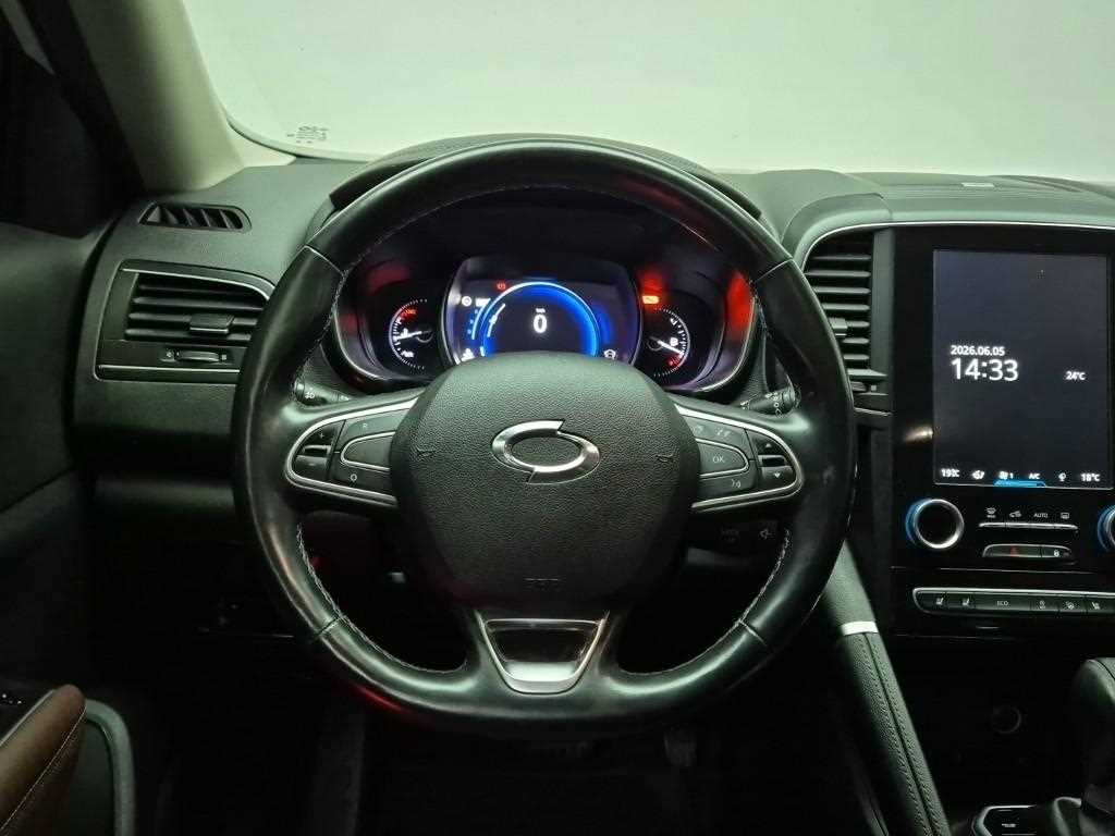 SAMSUNG QM6 - Vista 9