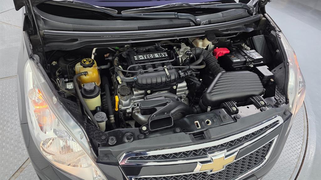 Chevrolet Spark - Vista 8