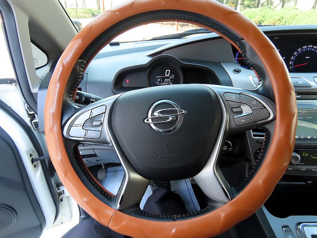 Ssangyong Korando - Vista 9