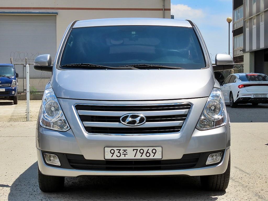 HYUNDAI Starex 2017 - Importación desde Corea - HF Imports Iquique - Foto 1