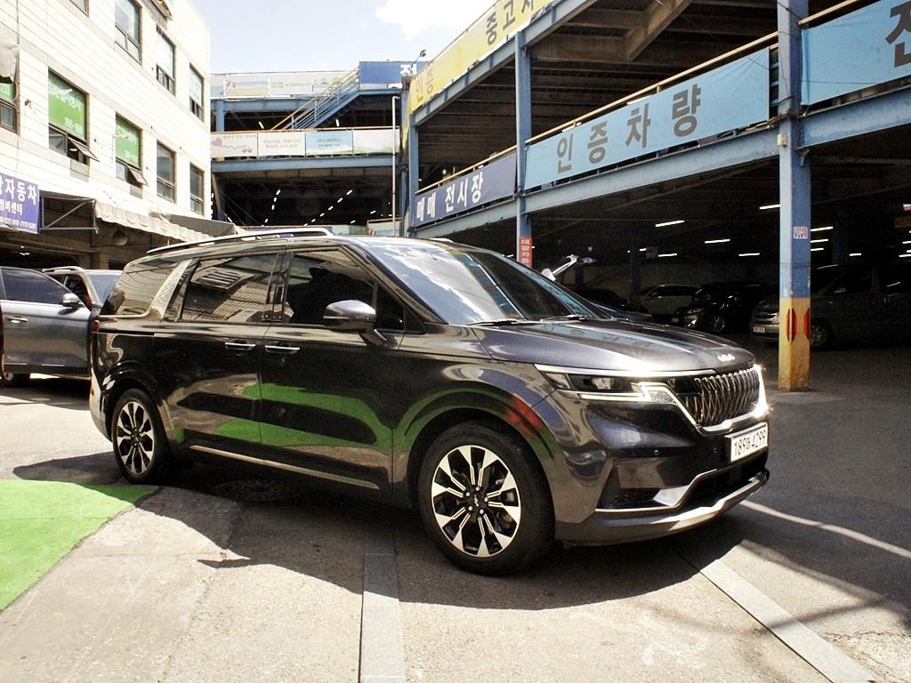 KIA Carnival - Vista 3