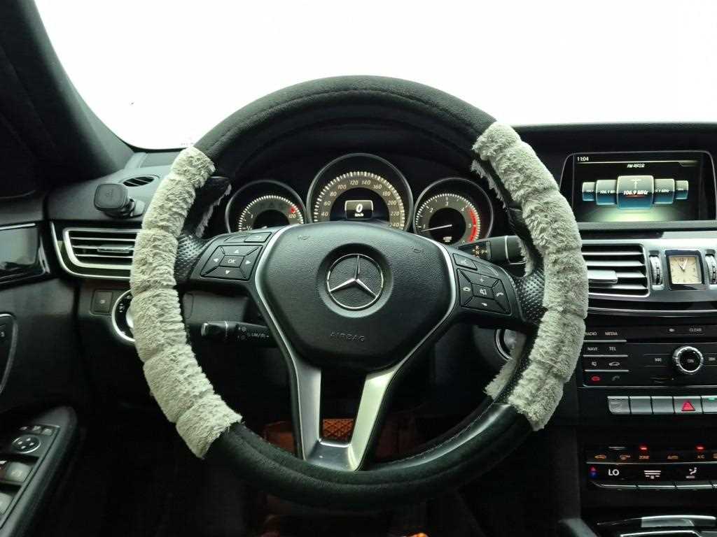 Mercedes Benz E class - Vista 9