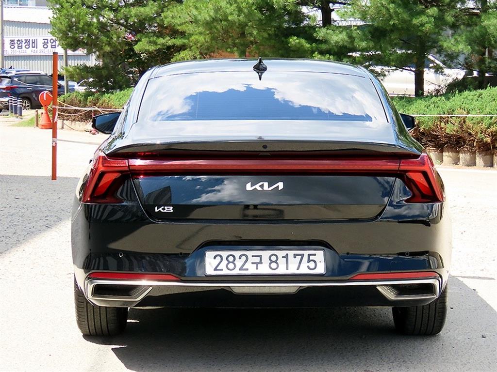 KIA K8 - Vista 4