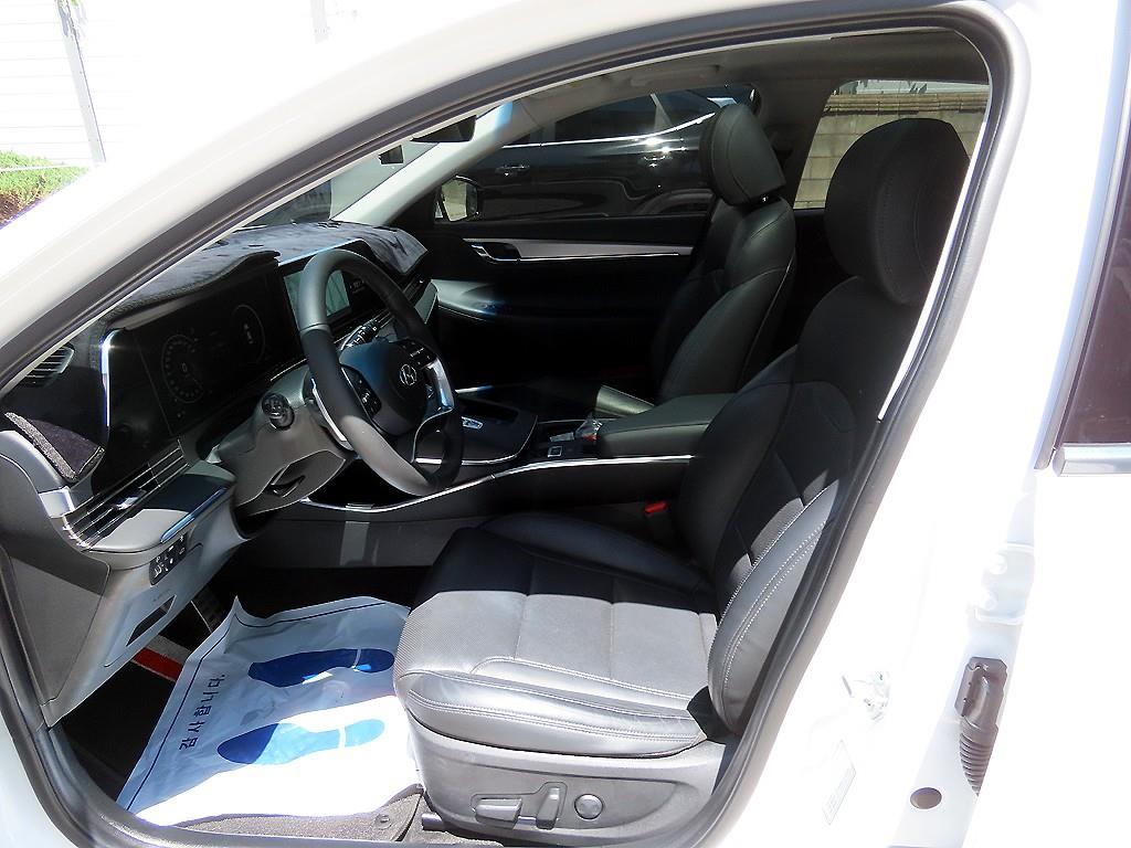 HYUNDAI Grandeur - Vista 5