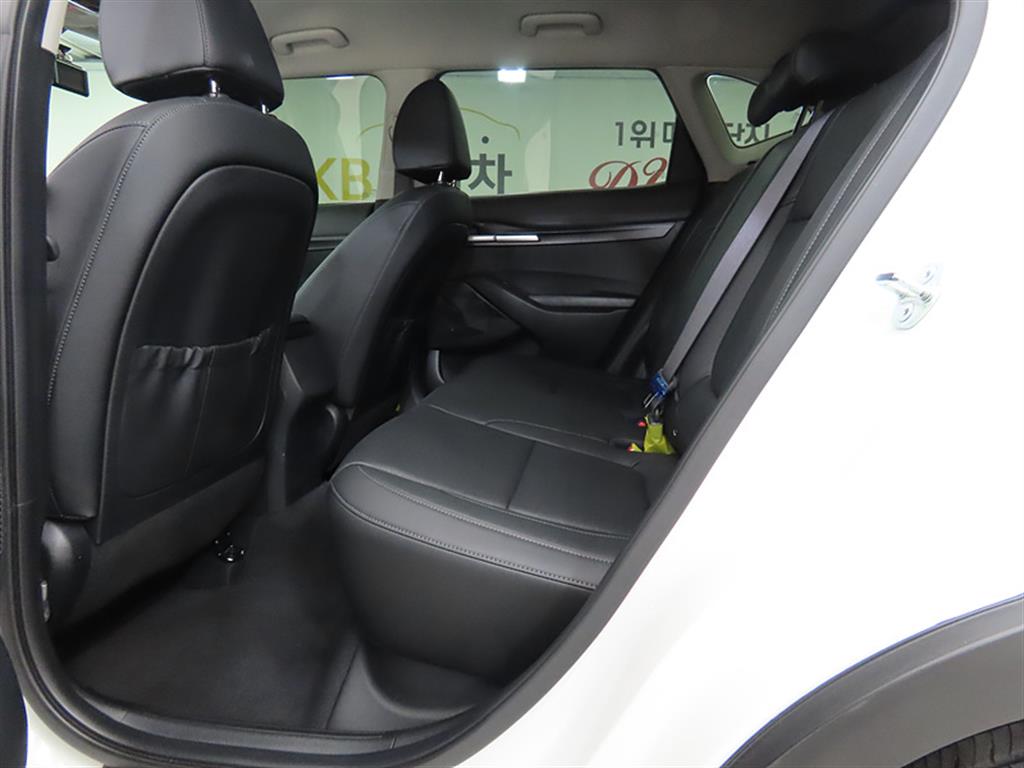 KIA Seltos - Vista 6