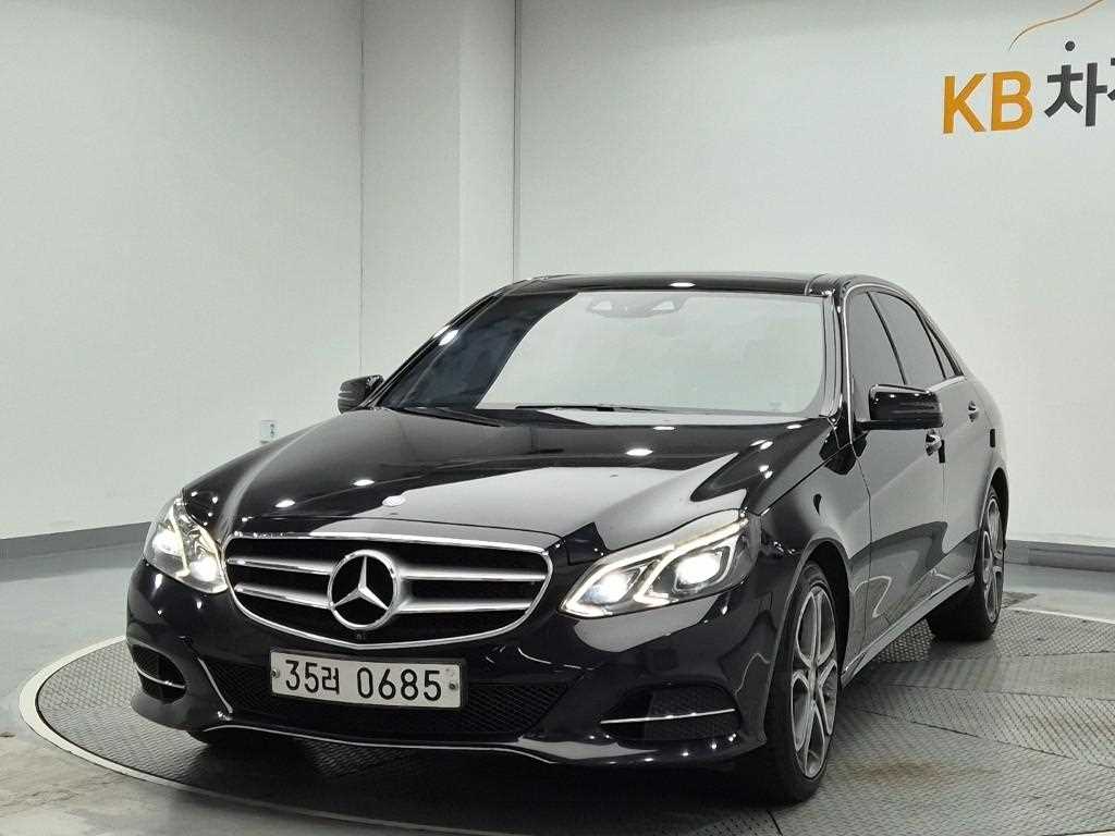 Mercedes Benz E class 2016 Negro - Importación desde Corea - HF Imports Iquique - Foto 1