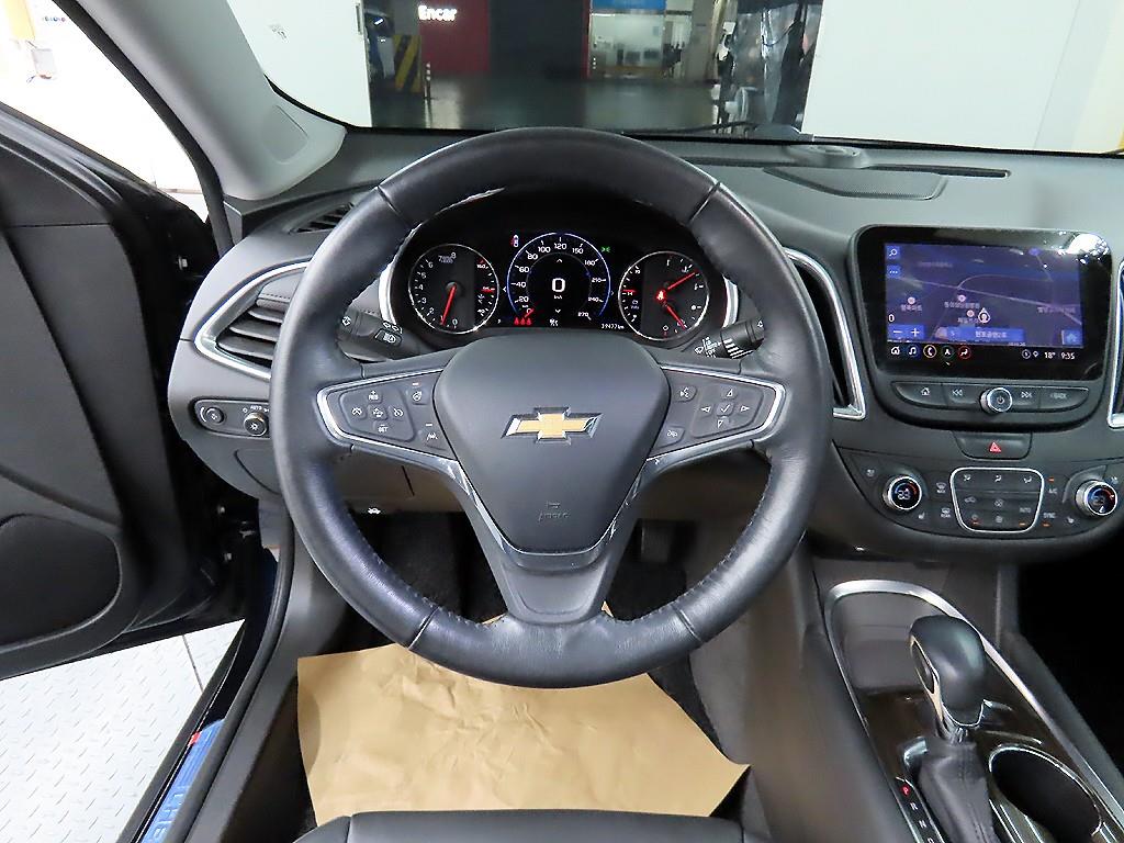 Chevrolet Malibu - Vista 9