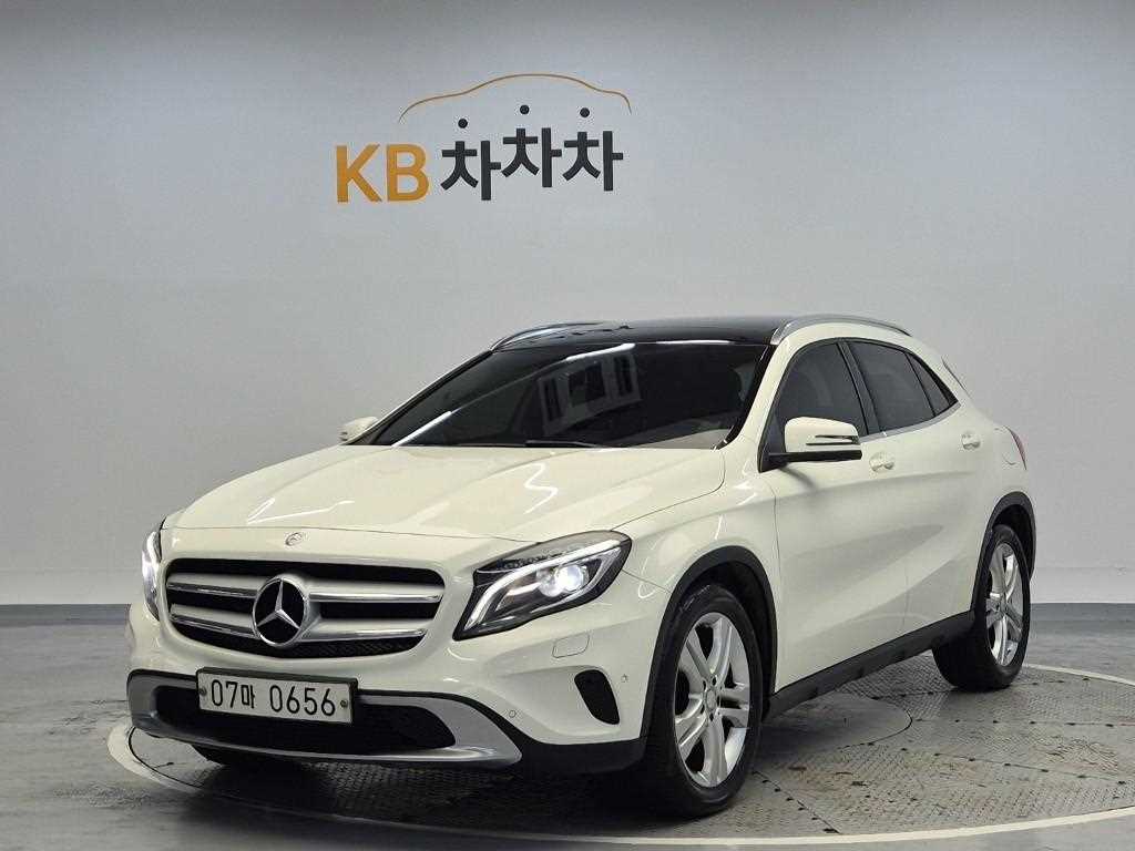 Mercedes Benz GLA Class 2015 Blanco - Importación desde Corea - HF Imports Iquique - Foto 1