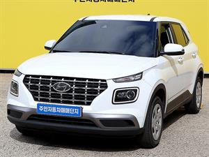 HYUNDAI Venue - Vista 4