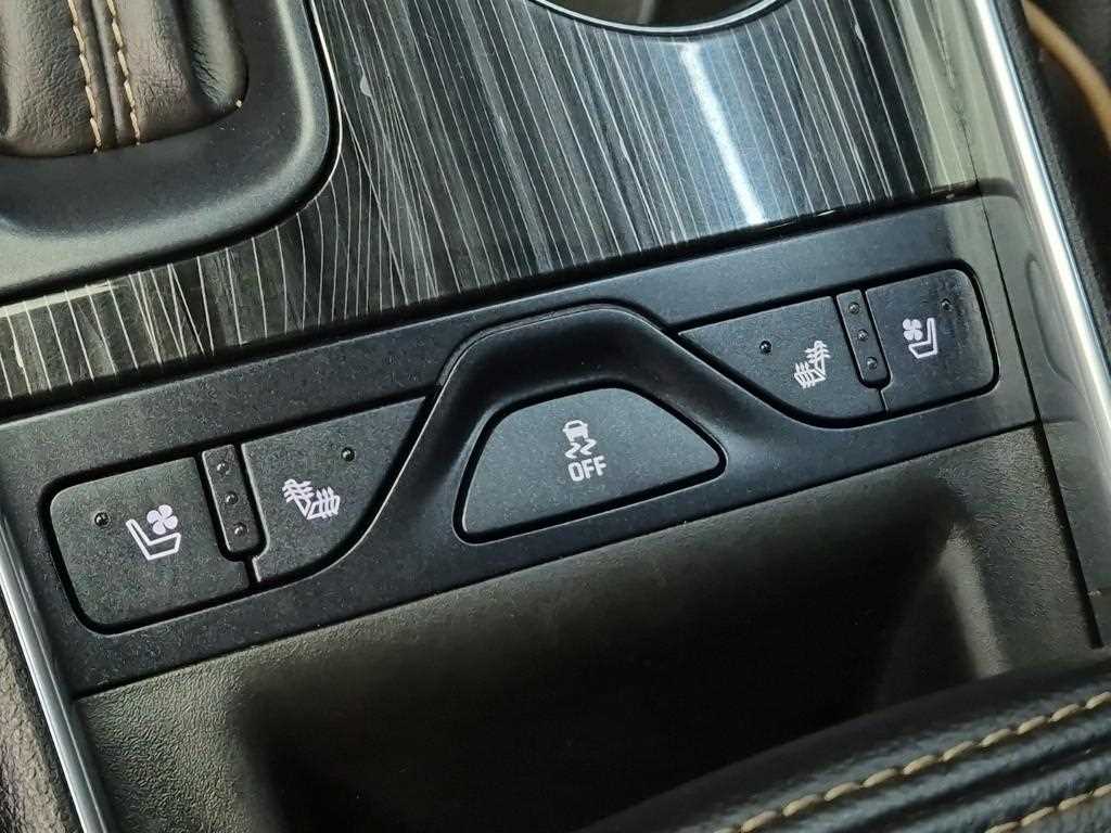 Chevrolet Impala 2016 Negro - Importación desde Corea - HF Imports Iquique - Foto 17