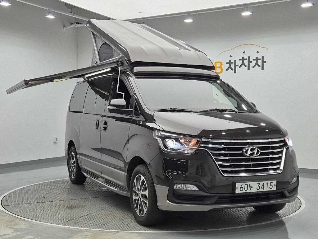 HYUNDAI Starex - Vista 4