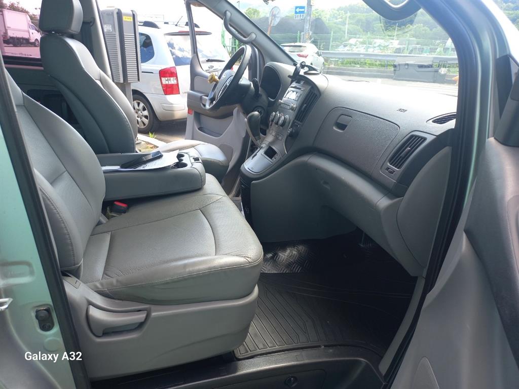 HYUNDAI Starex 2015 Gris - Importación desde Corea - HF Imports Iquique - Foto 15