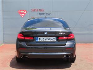 BMW 5 Series - Vista 8