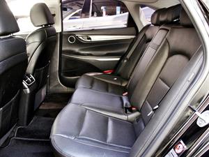 HYUNDAI Grandeur - Vista 11