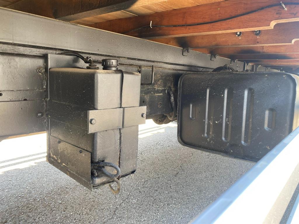 medium and large cargo Lekka - Vista 9