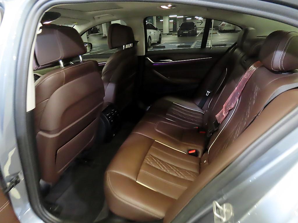 BMW 5 Series - Vista 7