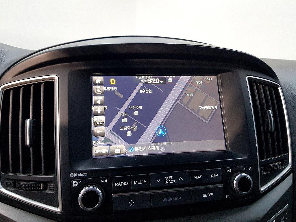 HYUNDAI Starex - Vista 11
