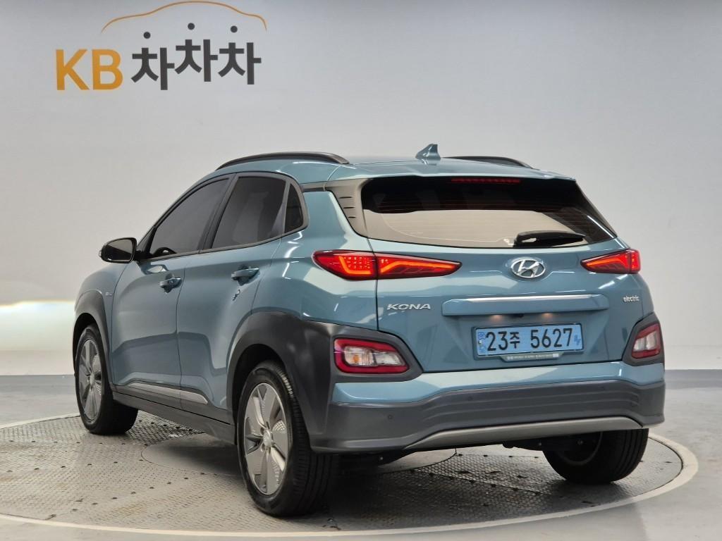 HYUNDAI Kona - Vista 2