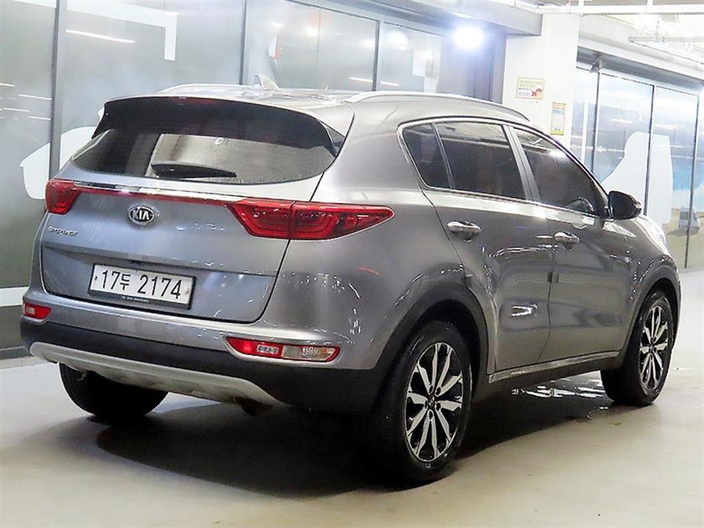 KIA Sportage - Vista 4