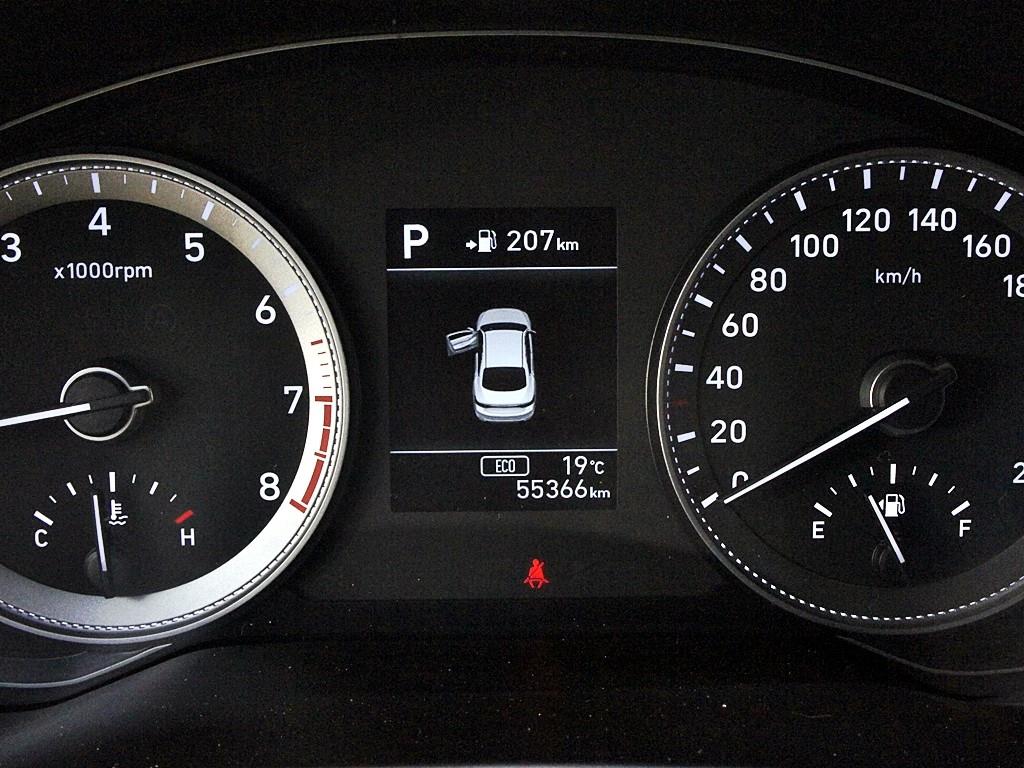 HYUNDAI Grandeur 2018 Negro - Importación desde Corea - HF Imports Iquique - Foto 9