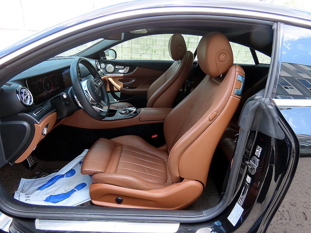 Mercedes Benz E class - Vista 5