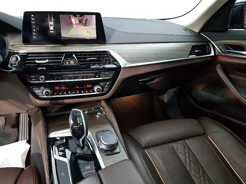 BMW 5 Series - Vista 9
